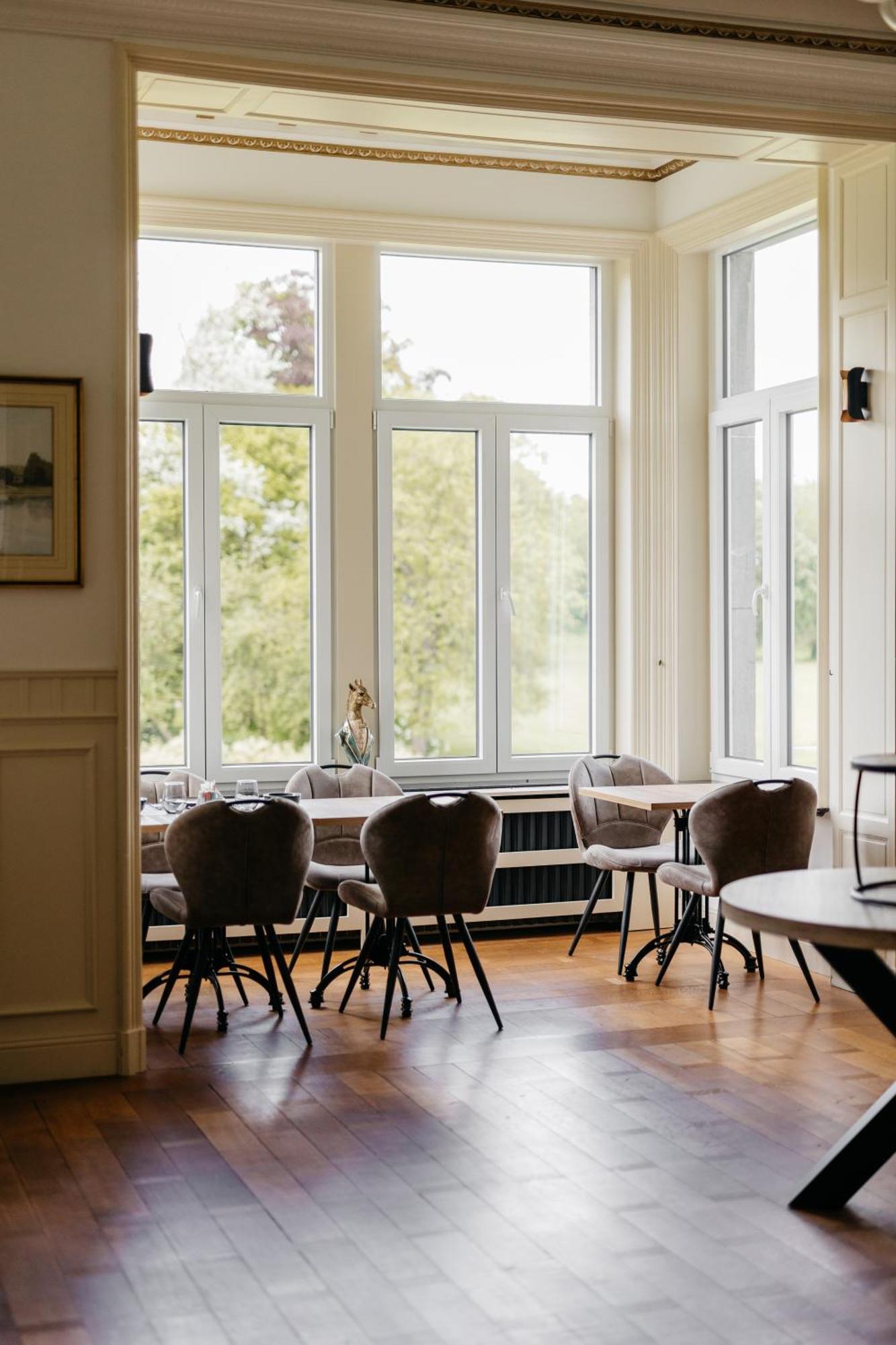 Suite Luxueuse Au Chateau De Saint Vitu 104 Tinlot Bagian luar foto