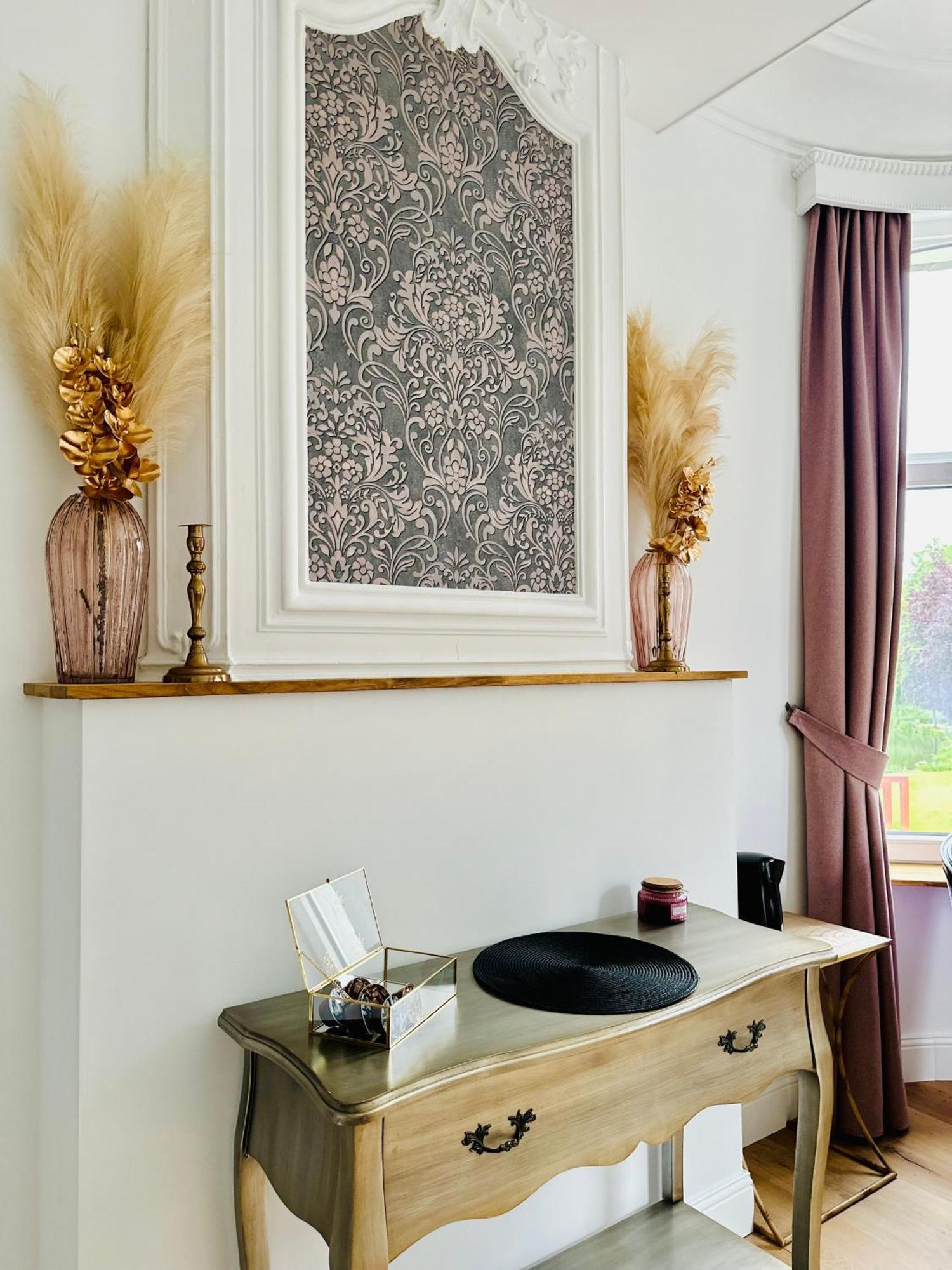 Suite Luxueuse Au Chateau De Saint Vitu 104 Tinlot Bagian luar foto