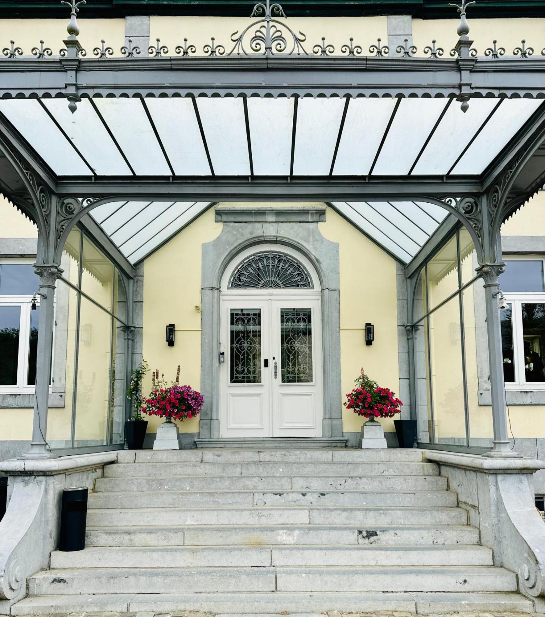 Suite Luxueuse Au Chateau De Saint Vitu 104 Tinlot Bagian luar foto